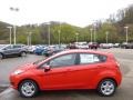Race Red - Fiesta SE Hatchback Photo No. 5
