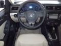 Black - Jetta SE Sedan Photo No. 14