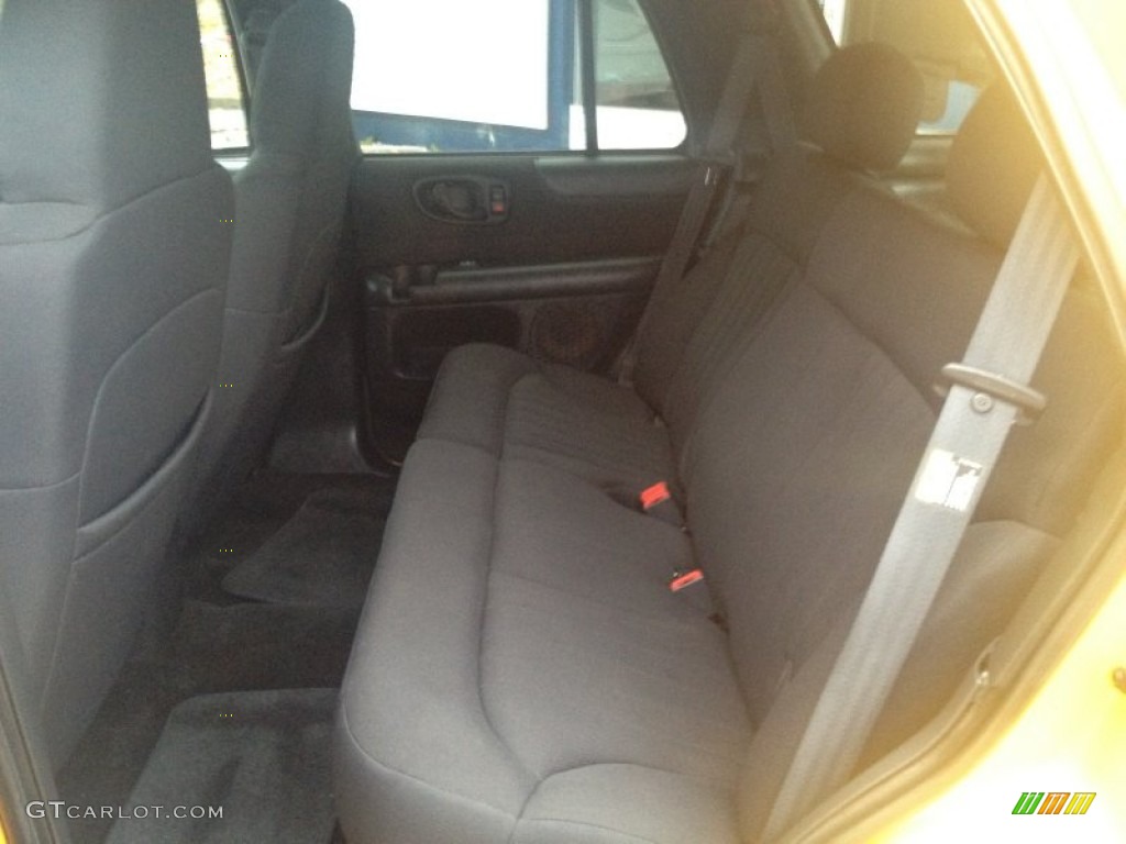 2003 Blazer LS 4x4 - Yellow / Medium Gray photo #22