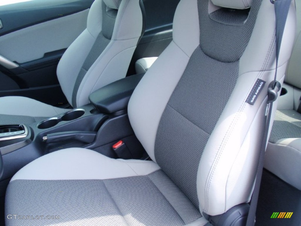 2014 Hyundai Genesis Coupe 2.0T Premium Front Seat Photos