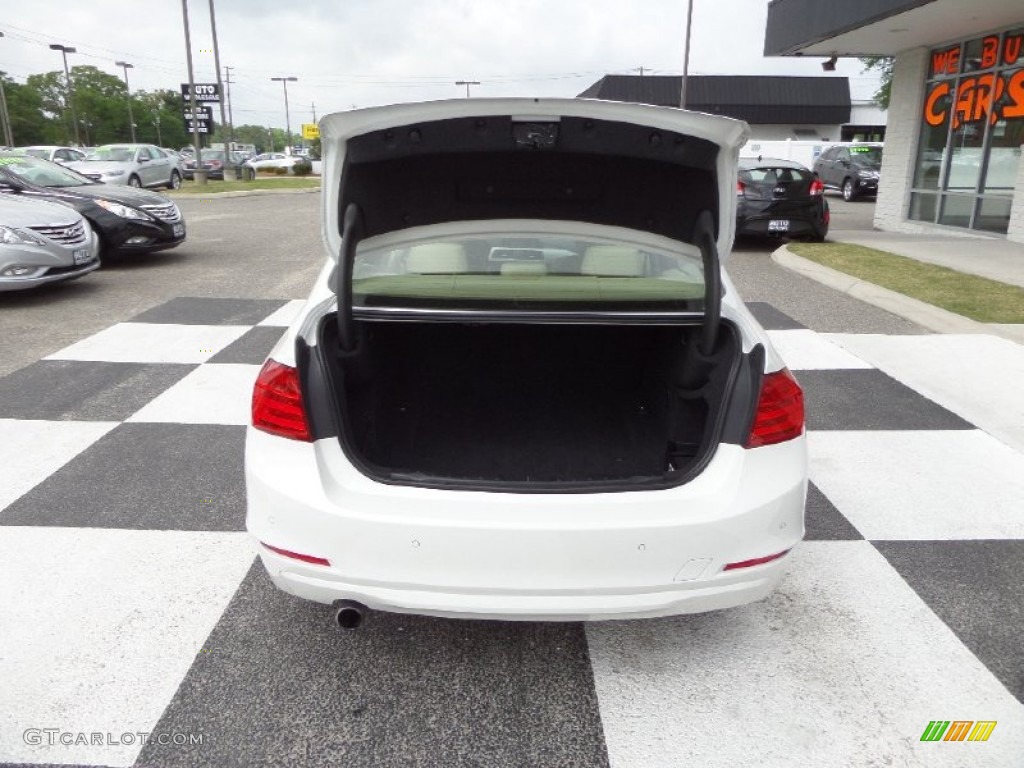 2013 3 Series 320i Sedan - Alpine White / Venetian Beige photo #5