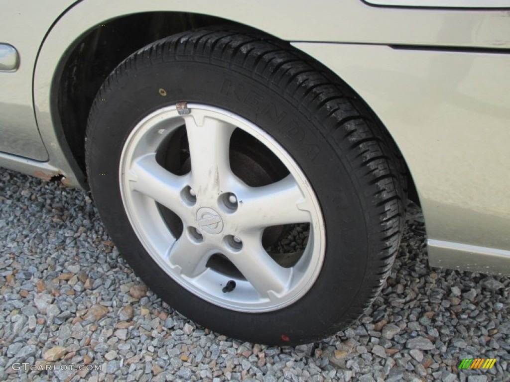 2001 Sentra XE - Radium Silver / Sand photo #17