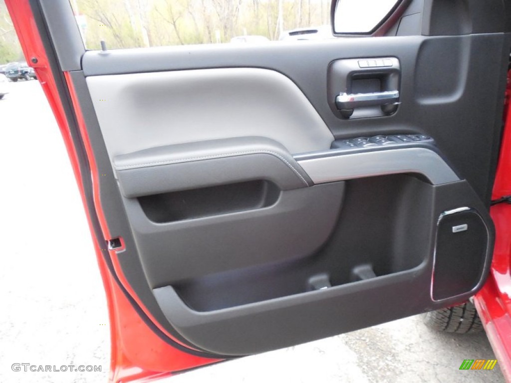 2015 Chevrolet Silverado 2500HD LTZ Crew Cab 4x4 Door Panel Photos