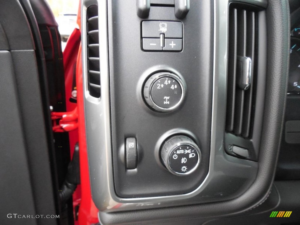 2015 Chevrolet Silverado 2500HD LTZ Crew Cab 4x4 Controls Photo #92992062