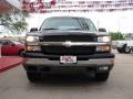 2004 Black Chevrolet Avalanche 1500 4x4  photo #2