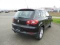 Deep Black Metallic - Tiguan S 4Motion Photo No. 16
