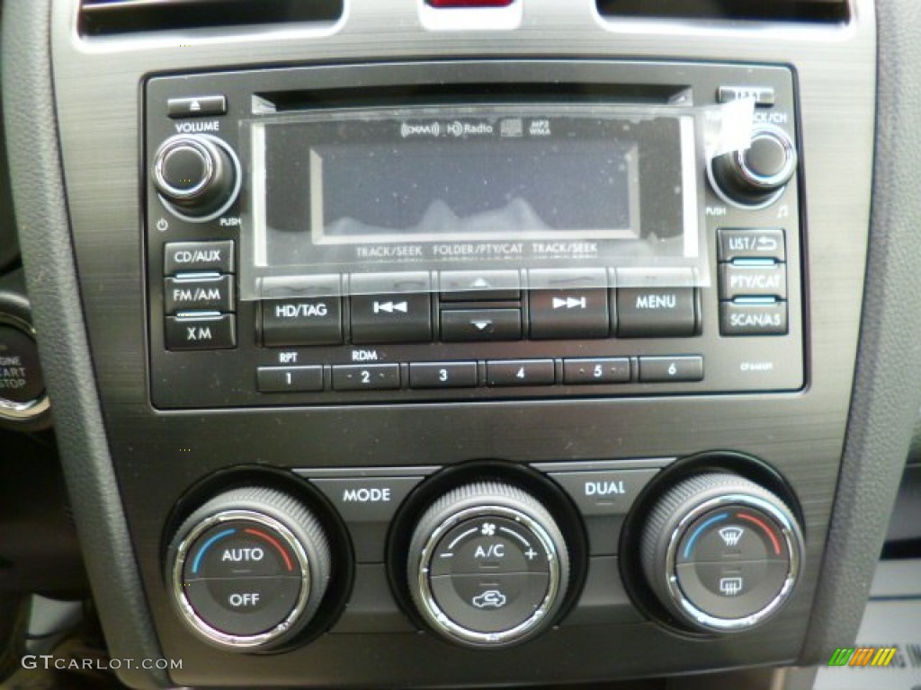 2015 Subaru Forester 2.0XT Touring Controls Photo #93004021