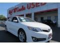 Super White - Camry SE Photo No. 1