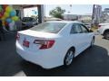 Super White - Camry SE Photo No. 7