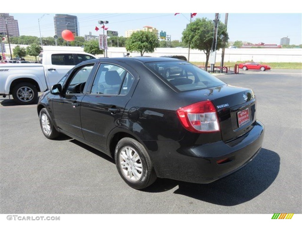 2013 SX4 Sedan LE Popular Package - Metallic Star Silver / Black photo #5