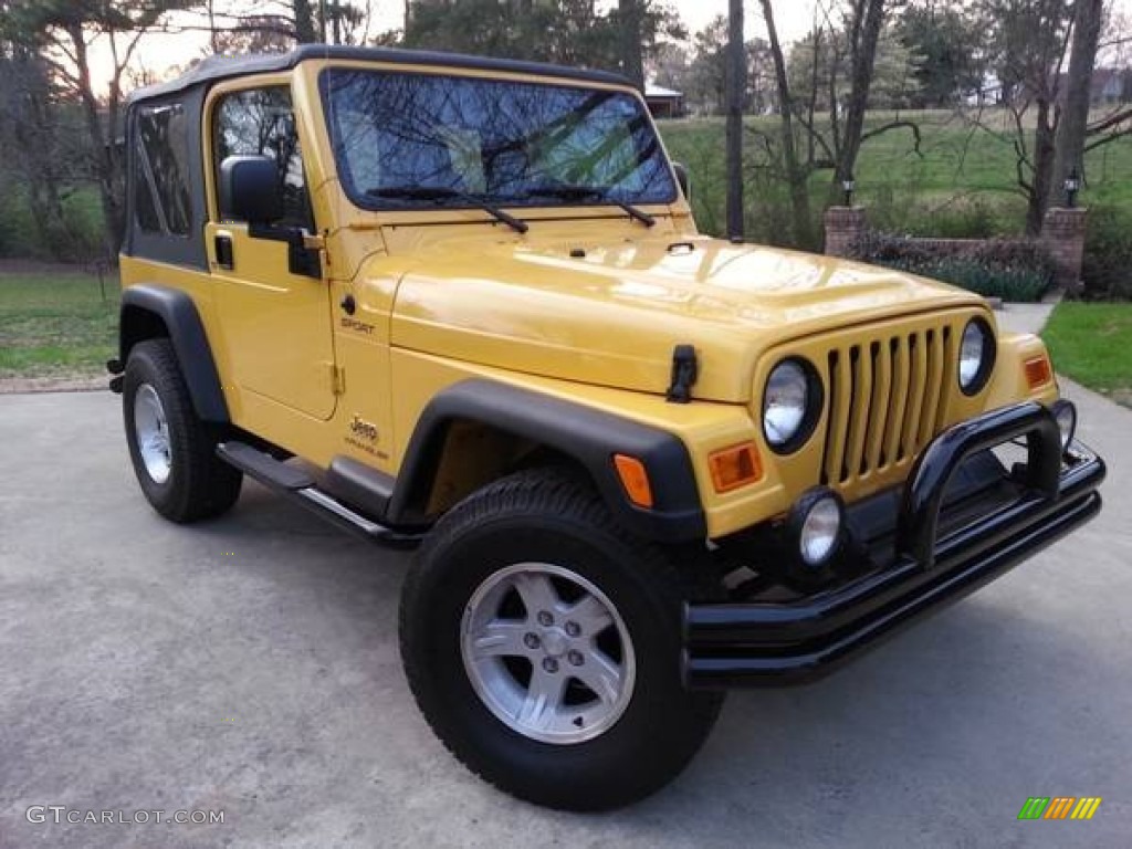 2004 Wrangler Sport 4x4 - Solar Yellow / Dark Slate Gray photo #5