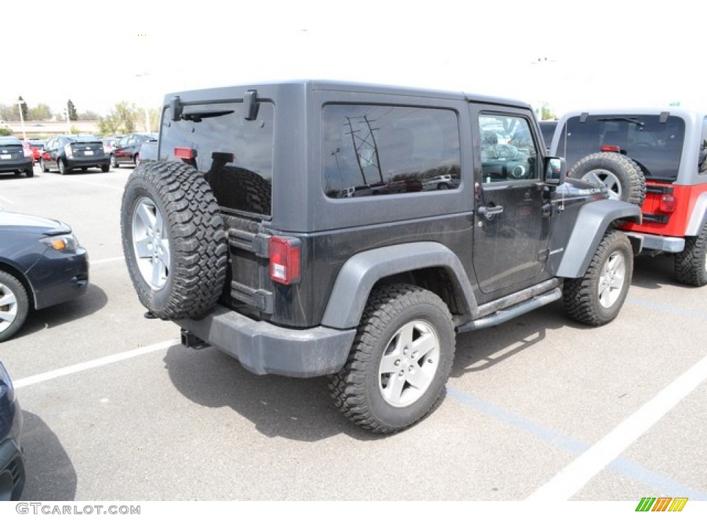 2012 Wrangler Rubicon 4X4 - Black / Black photo #2