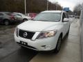 2014 Moonlight White Nissan Pathfinder SV AWD  photo #7