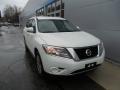 2014 Moonlight White Nissan Pathfinder SV AWD  photo #9