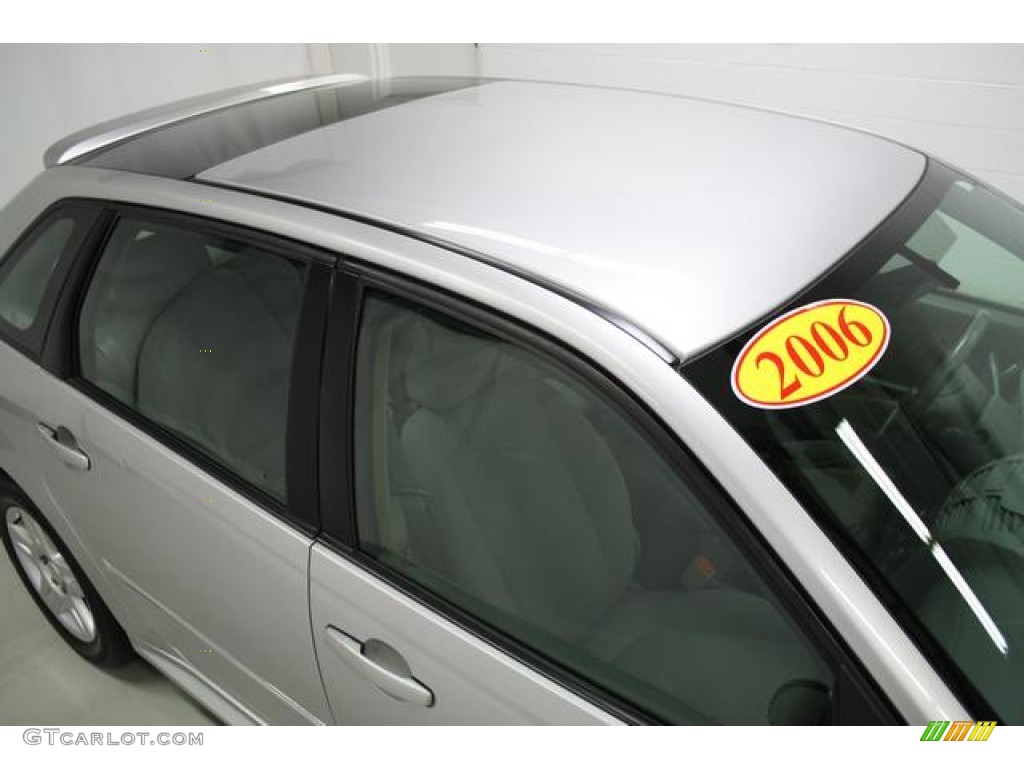 2006 Malibu Maxx LT Wagon - Silverstone Metallic / Titanium Gray photo #7