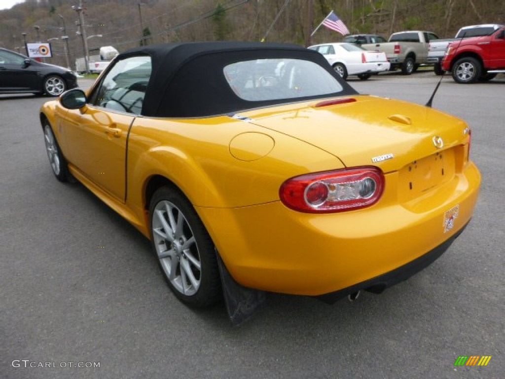 2009 MX-5 Miata Grand Touring Roadster - Competition Yellow / Black photo #4