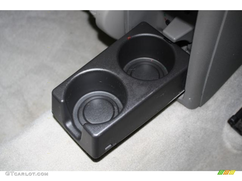 2006 Malibu Maxx LT Wagon - Silverstone Metallic / Titanium Gray photo #26