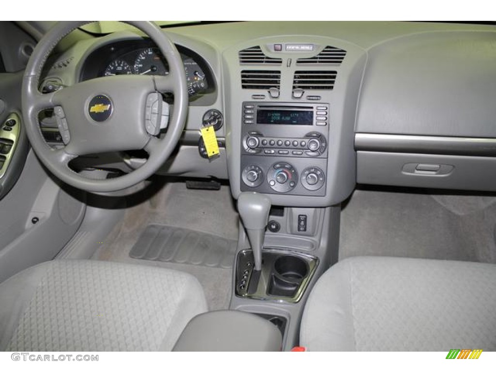 2006 Malibu Maxx LT Wagon - Silverstone Metallic / Titanium Gray photo #30