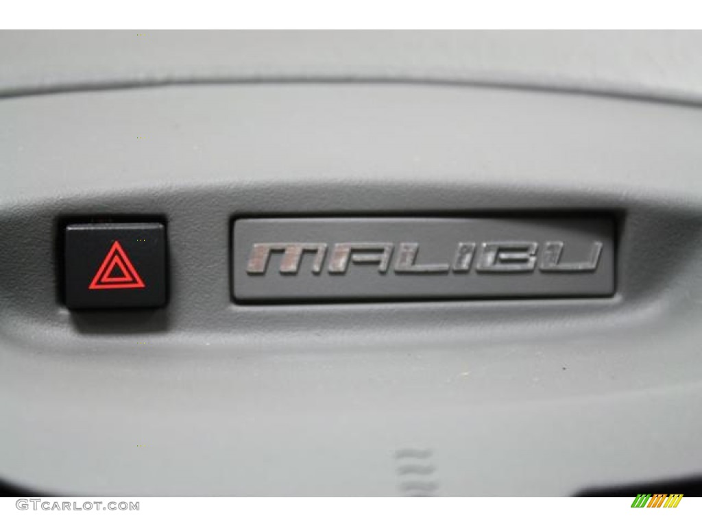 2006 Malibu Maxx LT Wagon - Silverstone Metallic / Titanium Gray photo #45