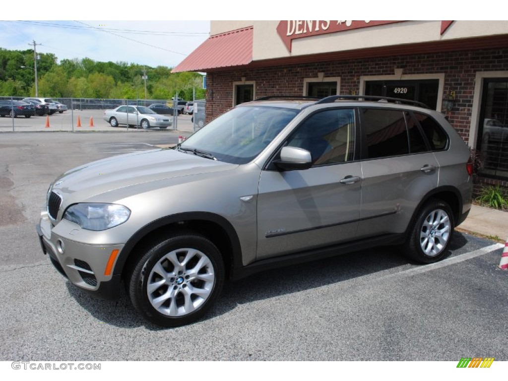 2011 X5 xDrive 35i - Platinum Bronze Metallic / Sand Beige photo #1