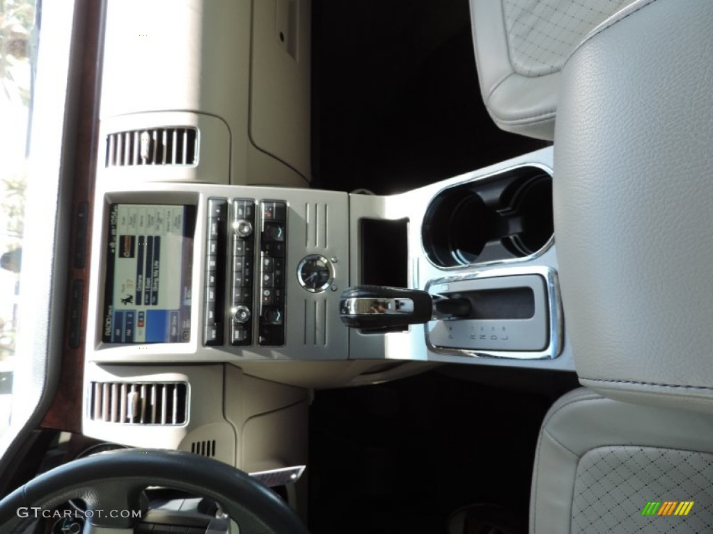 2009 Flex Limited - Light Ice Blue Metallic / Charcoal Black photo #27