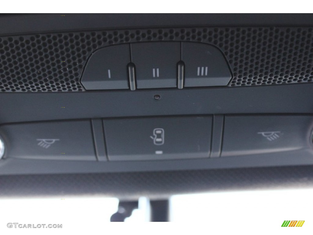 2011 TT 2.0T quattro Roadster - Ice Silver Metallic / Black photo #28