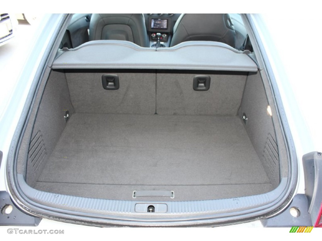 2011 Audi TT 2.0T quattro Roadster Trunk Photo #93035079