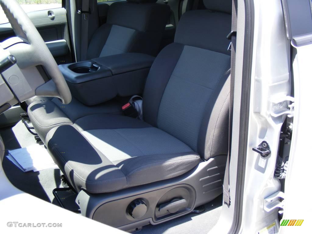 2005 F150 XLT SuperCrew - Silver Metallic / Medium Flint/Dark Flint Grey photo #35