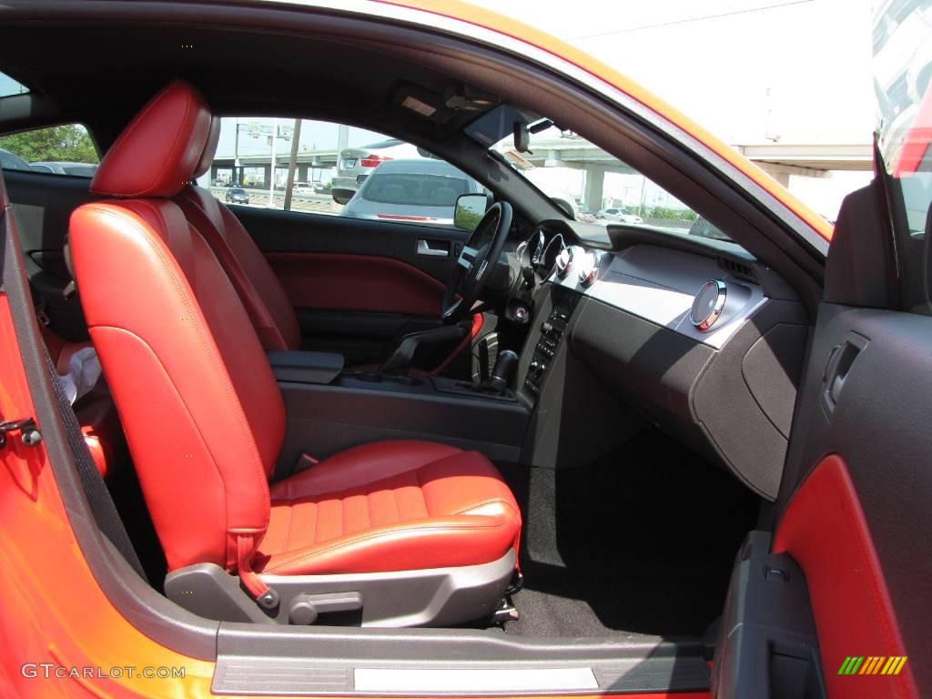 2005 Mustang GT Premium Coupe - Torch Red / Red Leather photo #18