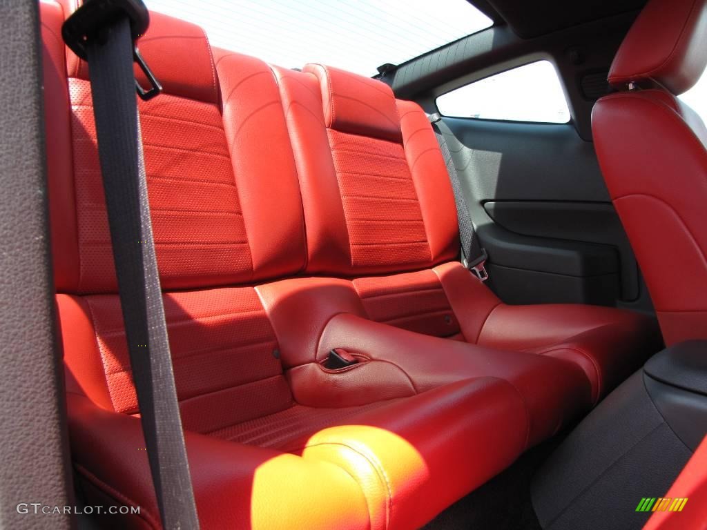 2005 Mustang GT Premium Coupe - Torch Red / Red Leather photo #19