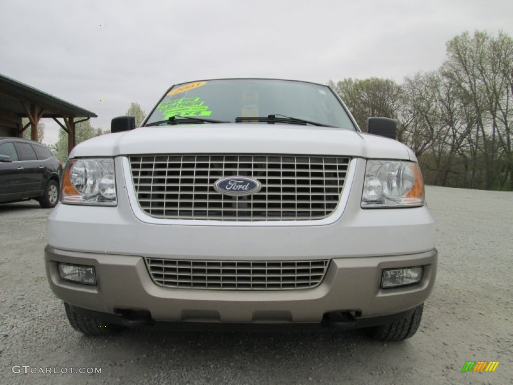 2003 Expedition Eddie Bauer 4x4 - Oxford White / Medium Parchment photo #3