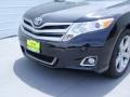 Attitude Black Metallic - Venza XLE Photo No. 11