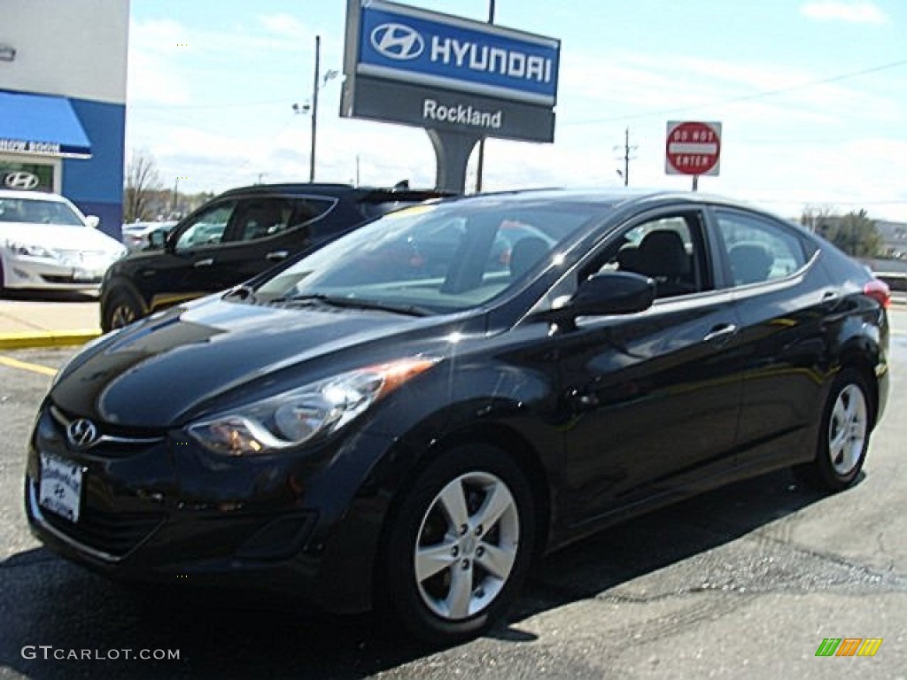 Black Hyundai Elantra