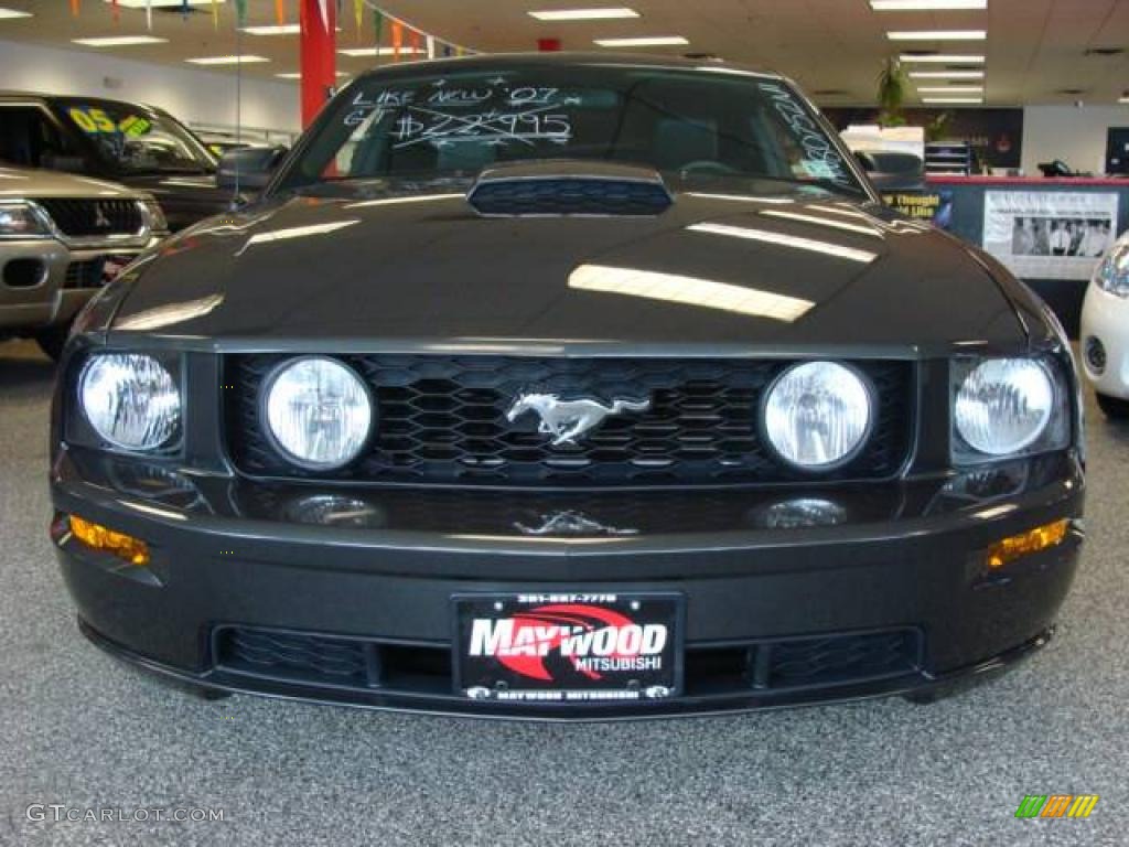 2007 Mustang GT Premium Coupe - Alloy Metallic / Dark Charcoal photo #2