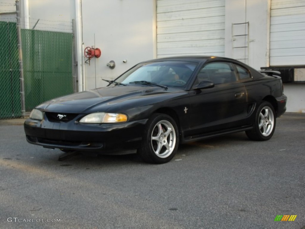 1996 Mustang V6 Coupe - Black / Black photo #4