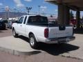 Avalanche White - Frontier XE King Cab Photo No. 10