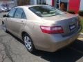 Desert Sand Metallic - Camry LE Photo No. 7