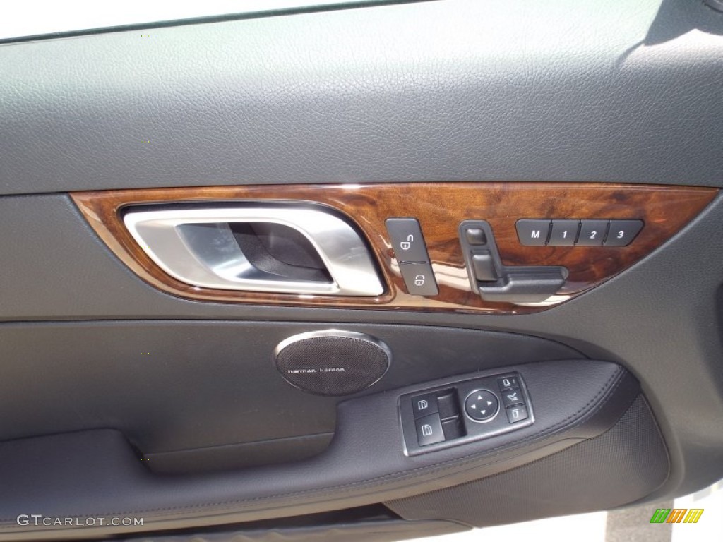 2014 Mercedes-Benz SLK 350 Roadster Door Panel Photos