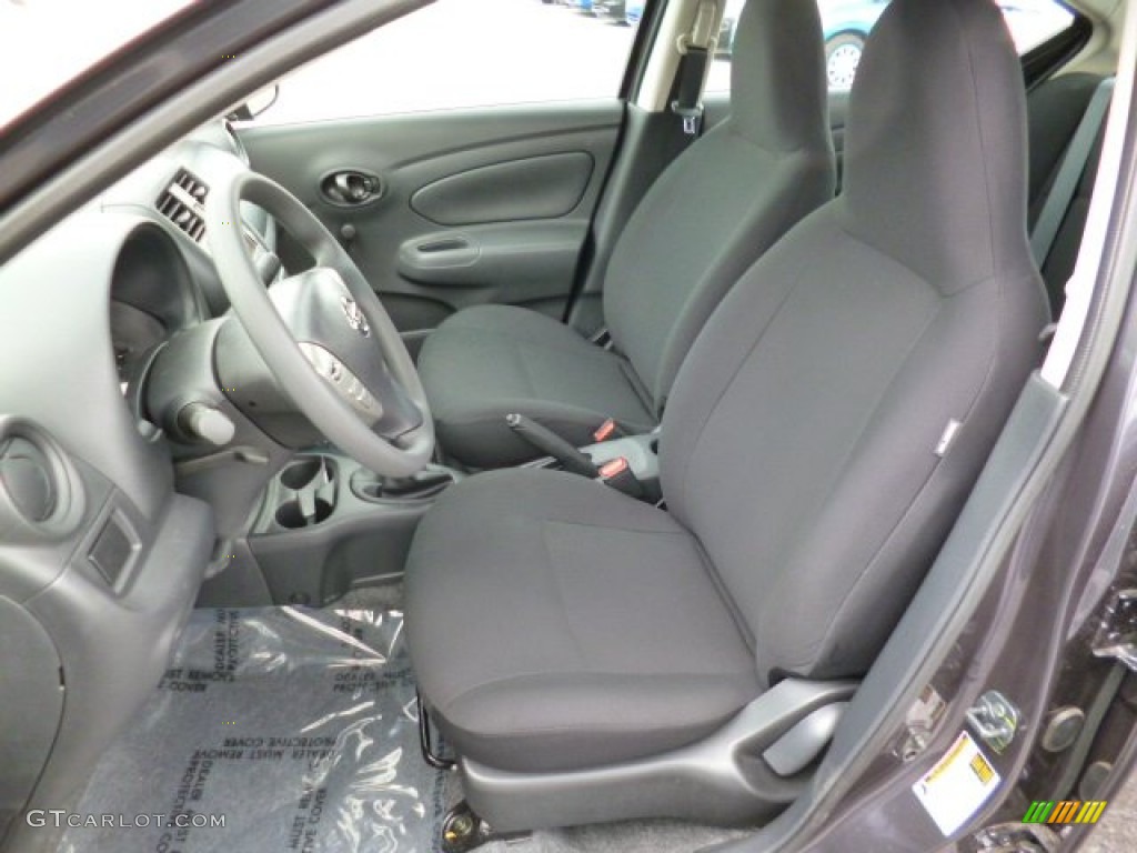Charcoal Interior 2015 Nissan Versa 1.6 S Sedan Photo #93064039