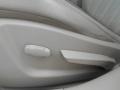 2006 White Opal Buick Lucerne CXL  photo #21