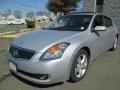 2009 Radiant Silver Metallic Nissan Altima 3.5 SE  photo #2