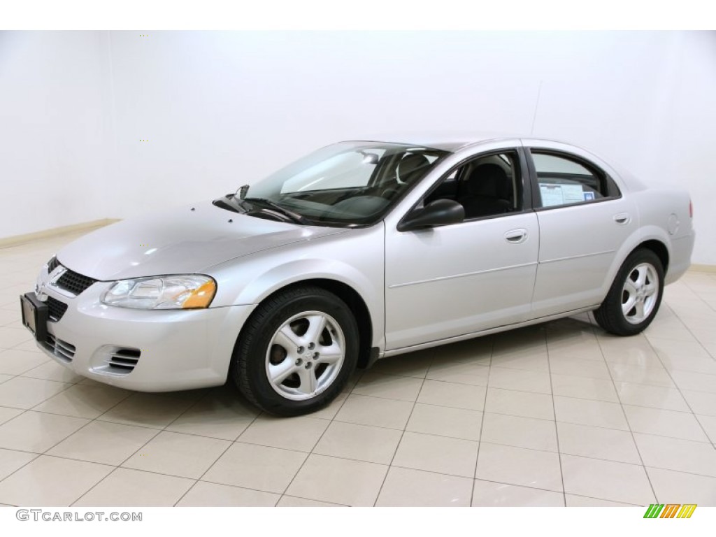 2005 Stratus SXT Sedan - Bright Silver Metallic / Dark Slate Gray photo #3