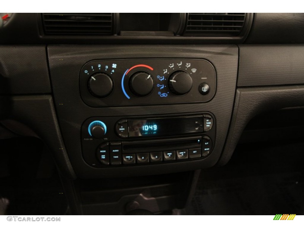 2005 Stratus SXT Sedan - Bright Silver Metallic / Dark Slate Gray photo #7