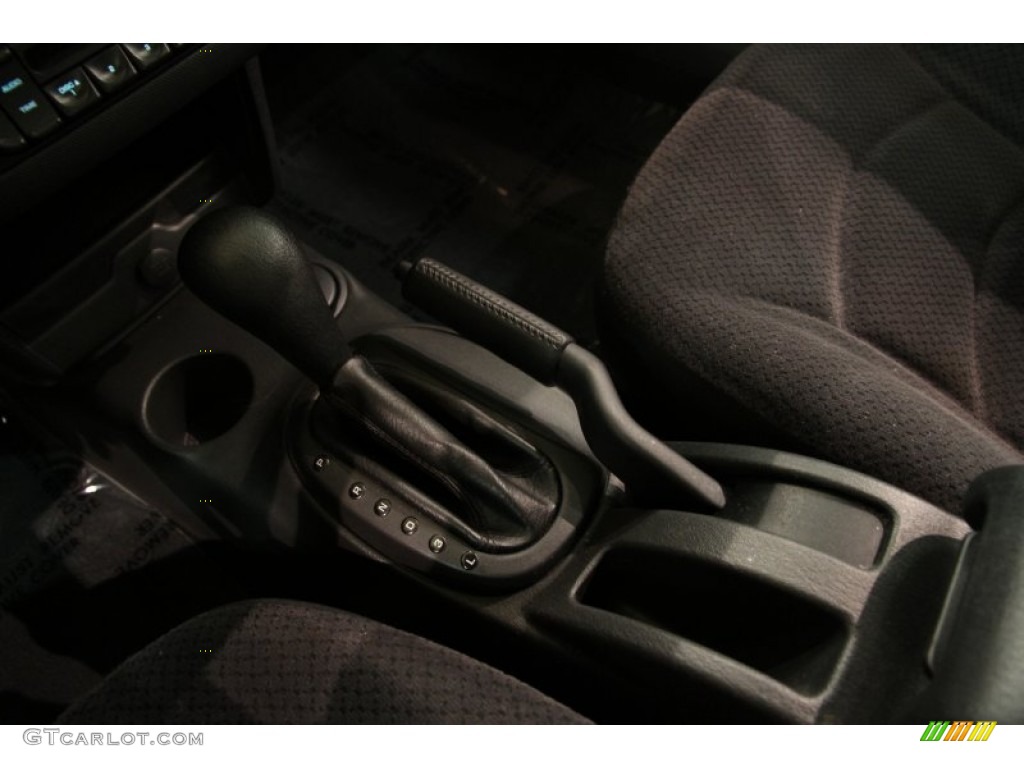 2005 Stratus SXT Sedan - Bright Silver Metallic / Dark Slate Gray photo #8