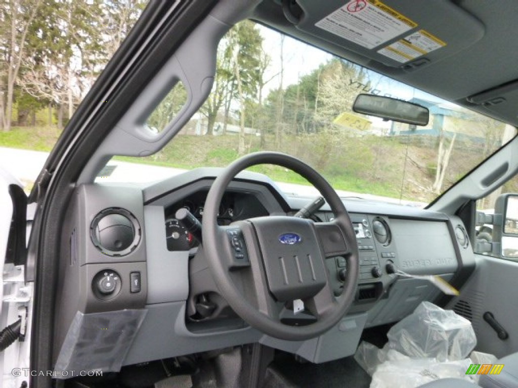 2015 F250 Super Duty XL Regular Cab - Oxford White / Steel photo #11