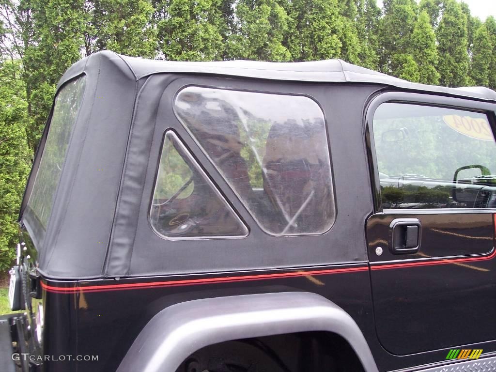 2004 Wrangler Sport 4x4 - Black / Dark Slate Gray photo #10
