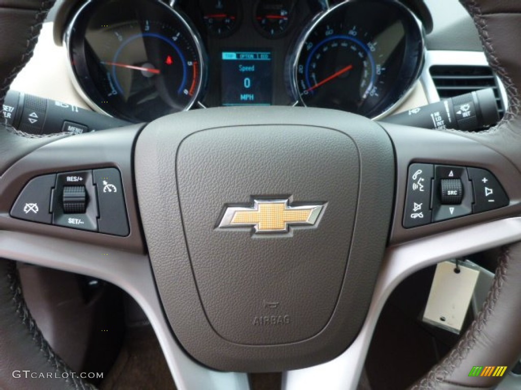 2014 Cruze Diesel - Rainforest Green Metallic / Cocoa/Light Neutral photo #16