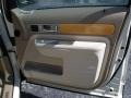 Creme Brulee Metallic - MKX  Photo No. 12