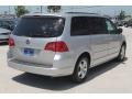 Mercury Silver Metallic - Routan SE Photo No. 9