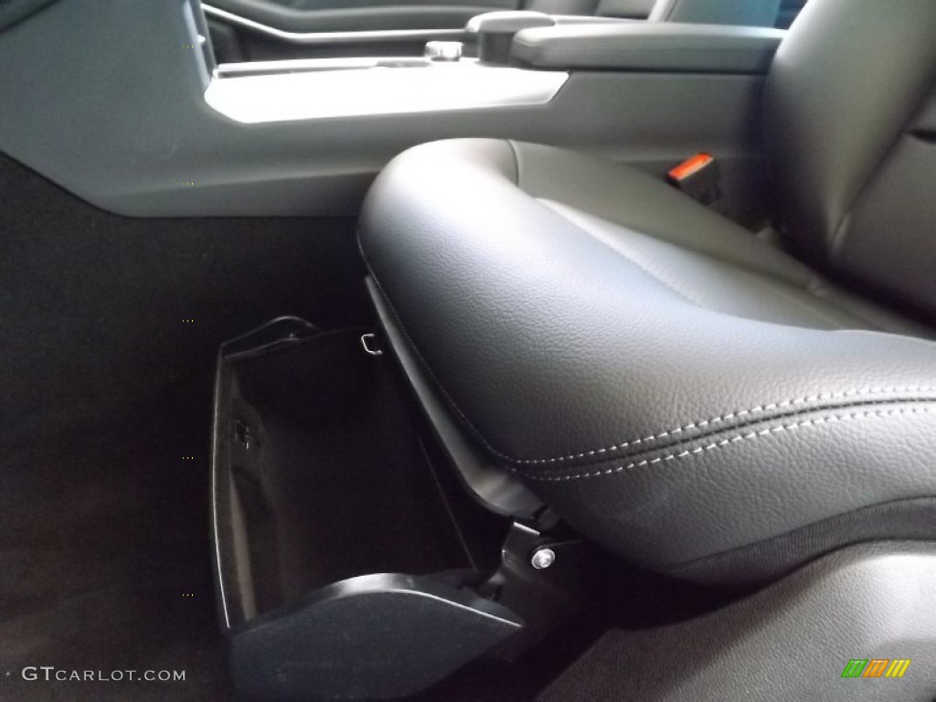 2014 E 350 4Matic Sedan - Black / Black photo #17